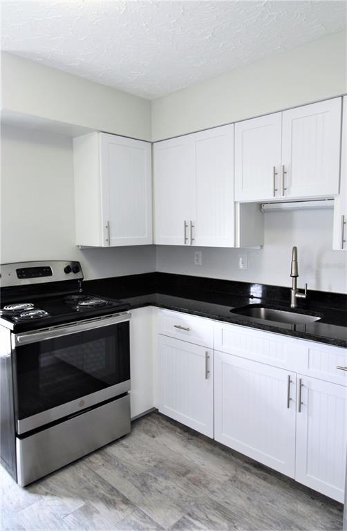 Foto del edificio - 6349 Gateway Ave