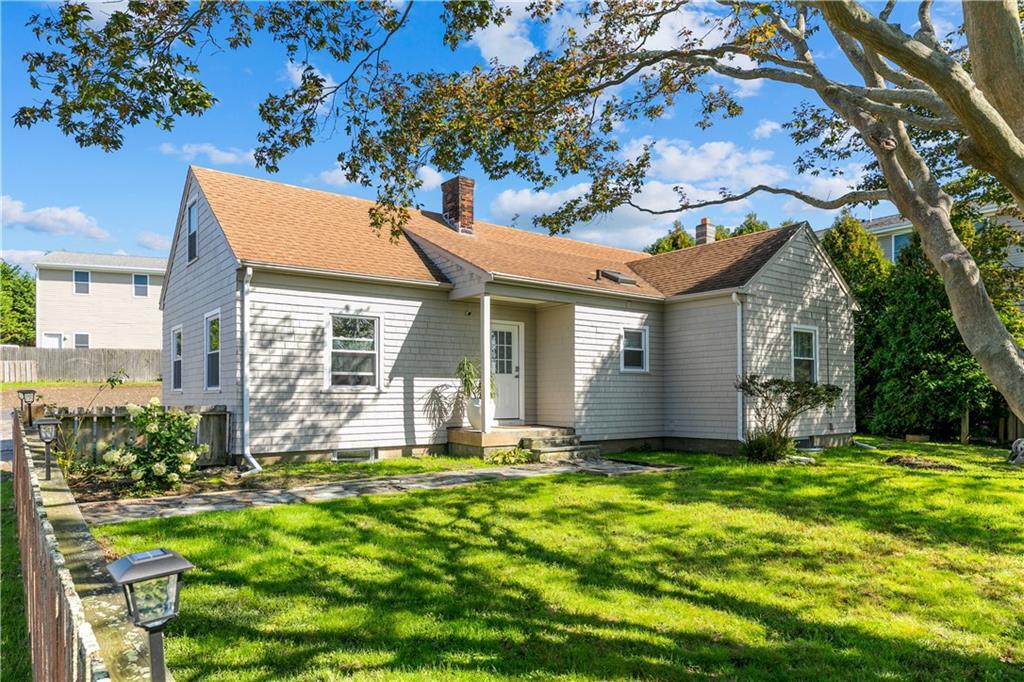 Foto principal - 861 Aquidneck Ave