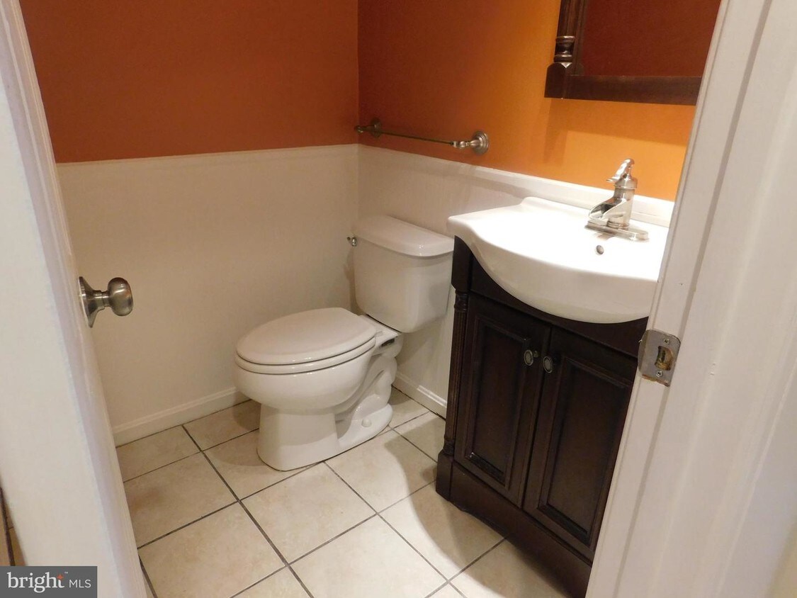 Foto principal - 14510 Colonel Contee Ct