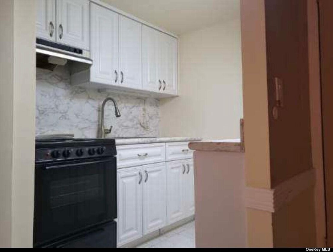 2235 Arthur St, Merrick, NY 11566 House Rental in Merrick, NY