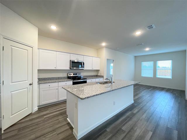 Building Photo - 2505 Silver Leaf Ln