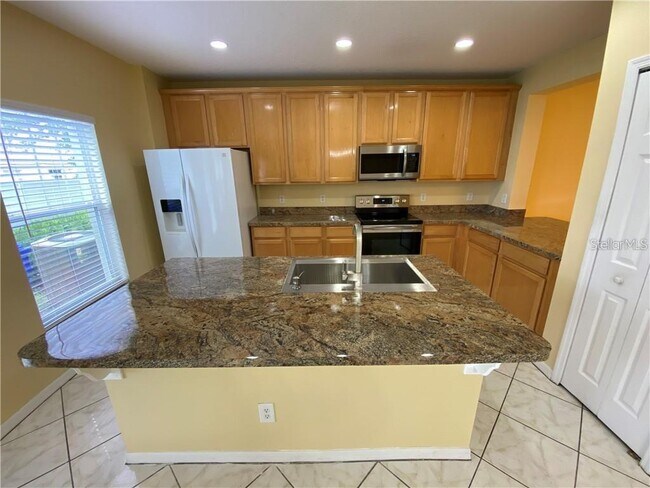 Building Photo - 2036 Cypress Bay Blvd
