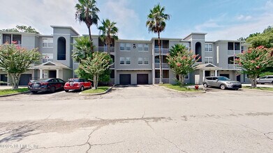 Building Photo - 440 S Villa San Marco Dr