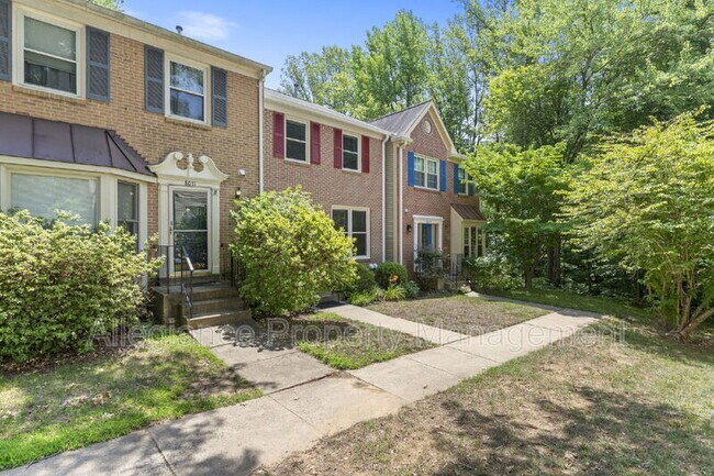 Foto del edificio - 8073 Morning Meadow Ct