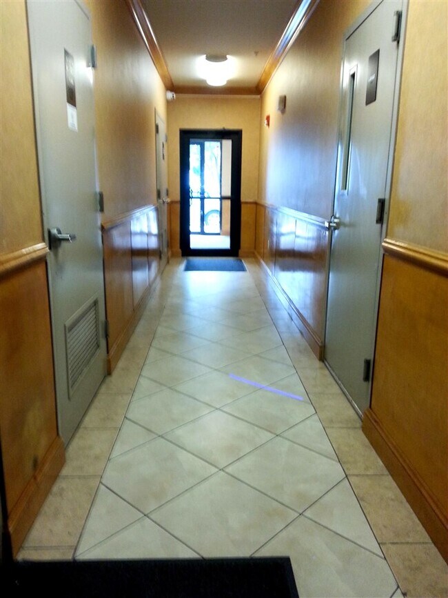 Foto del edificio - 125 70th St