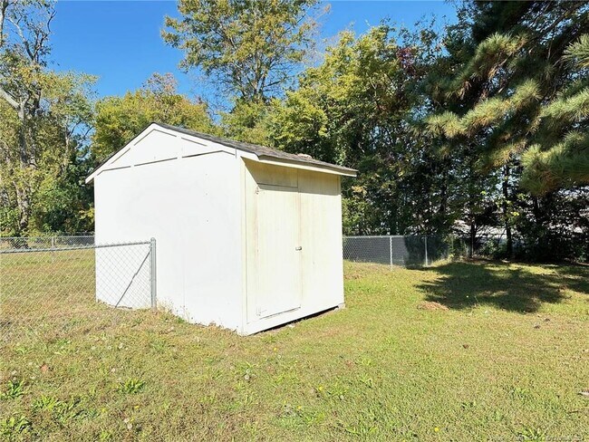 Building Photo - 4208 David St