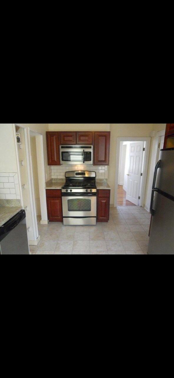 Building Photo - 167 K St