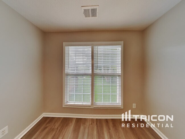 Foto del edificio - 3508 Oak Creek Dr