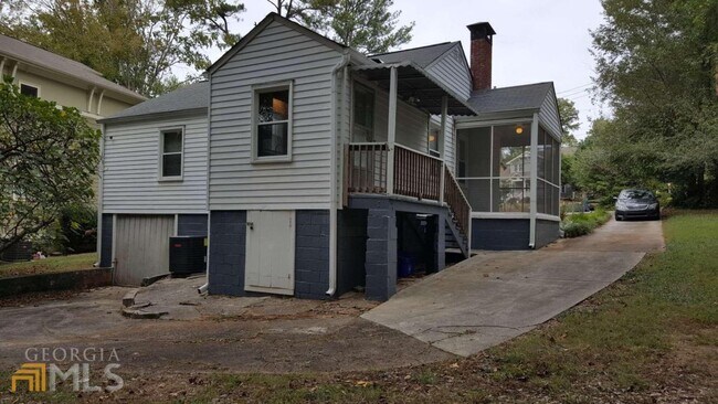 Building Photo - 118 Ridgeland Ave