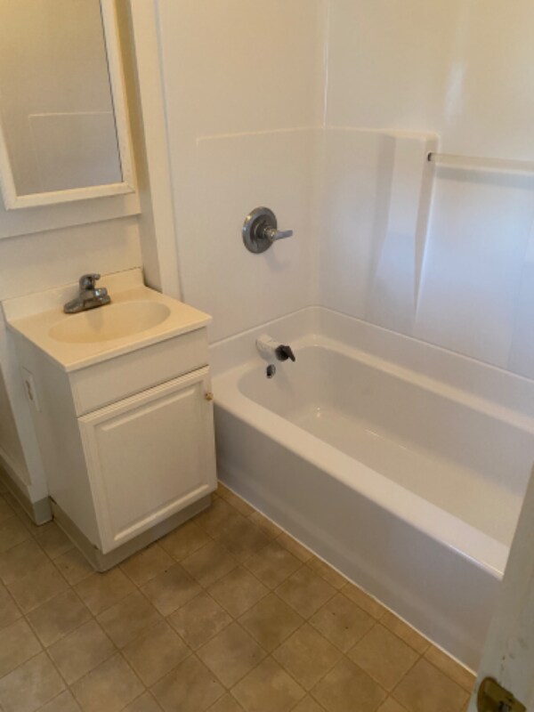 Foto del edificio - 409 Cedar Ave