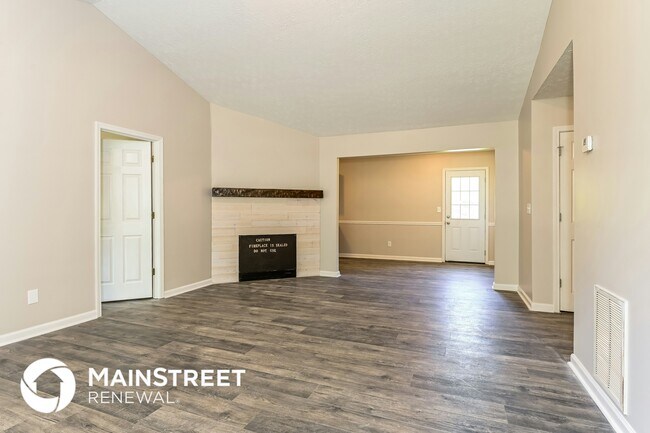Foto del edificio - 107 Live Oak Dr