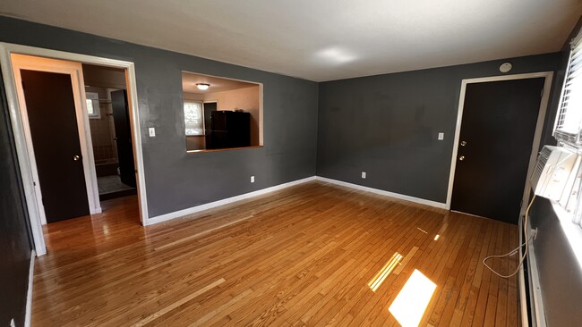 Building Photo - 63 Deming Rd