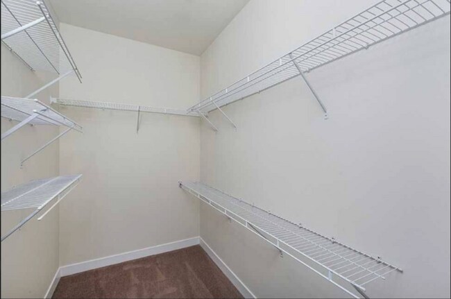 Foto del edificio - 673 W Wayman St