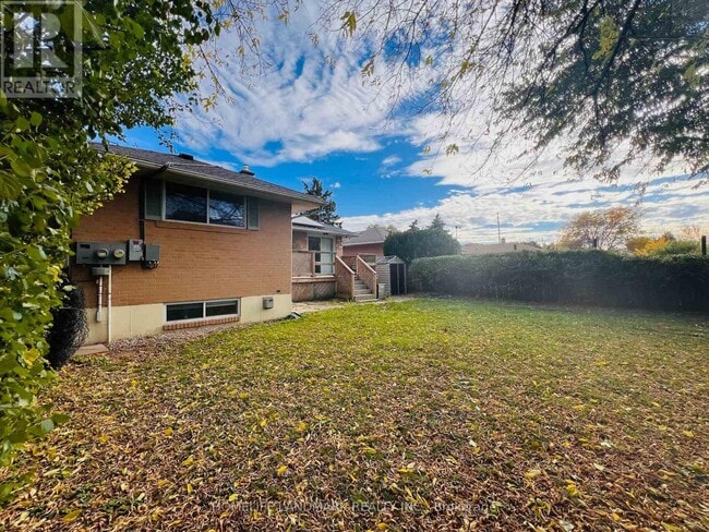 Building Photo - 2749 Truscott Dr