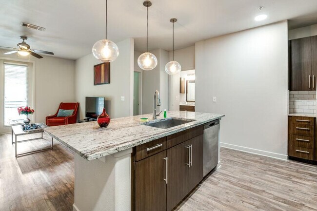 Foto del edificio - 2627 Live Oak St