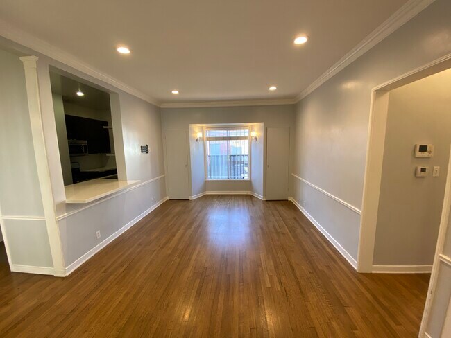 Foto del edificio - 644 N Gardner St