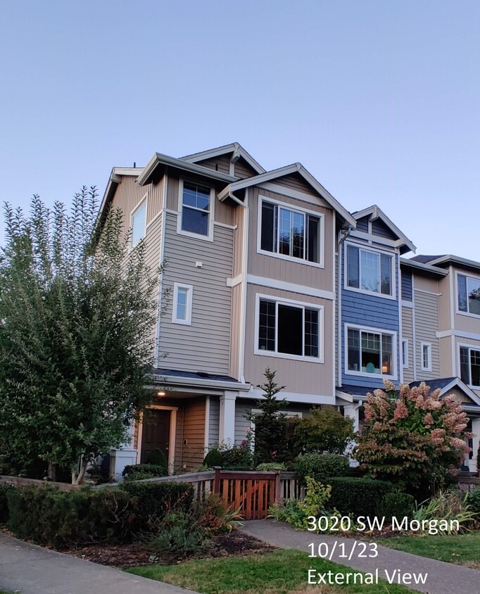 Front View - 3020 SW Morgan St