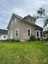 Building Photo - 3902 4th Ave