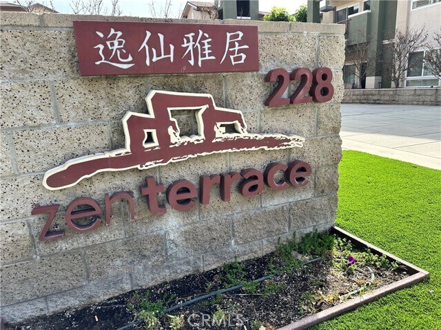 Foto del edificio - 228 S Olive Ave