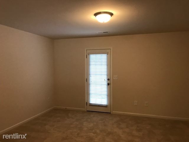 Building Photo - 2 br, 2.5 bath Townhome - 6516 Ashebrooke Dr