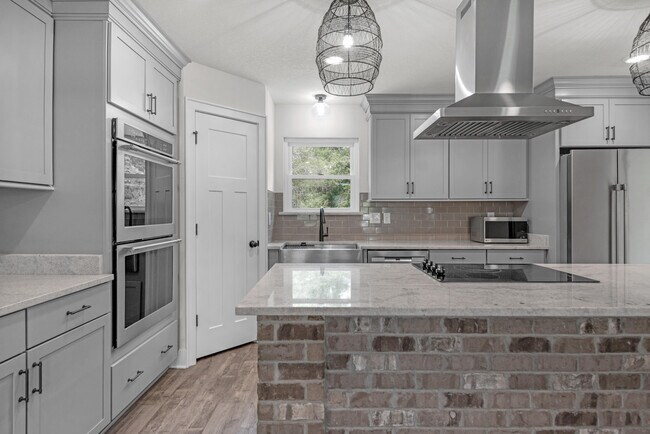 Building Photo - 6023 Ashton Woods Cir