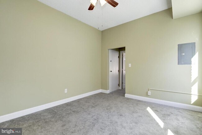 Foto del edificio - 1416 Belmont St NW