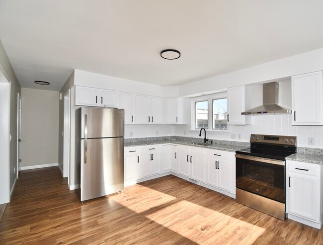 Foto del edificio - 72 Center St