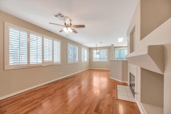 Foto del edificio - 11865 Spruce Run Dr