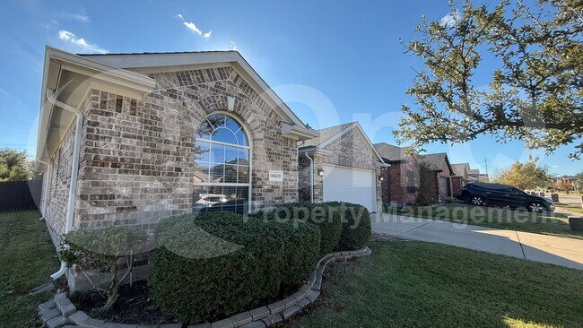Building Photo - 14509 Logan Springs Dr