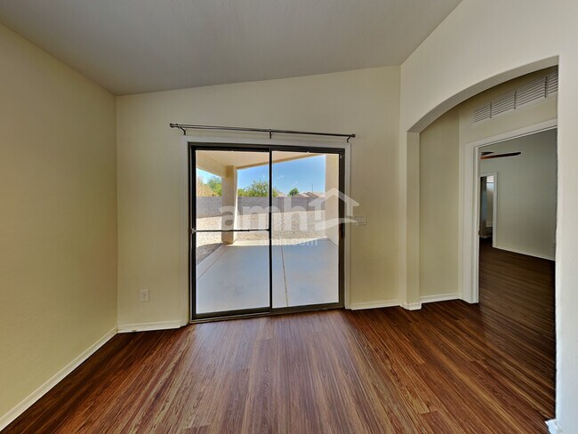 Foto del edificio - 13101 N 127th Ln