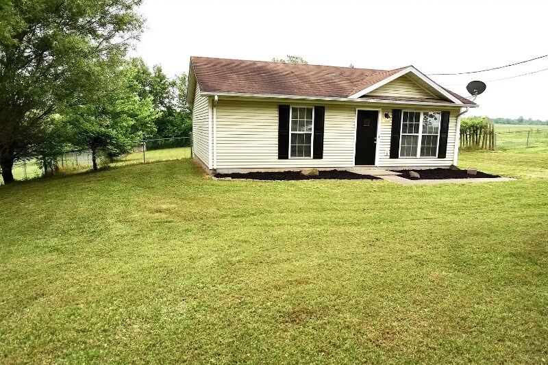 Primary Photo - 213 Bumpus Mill Rd