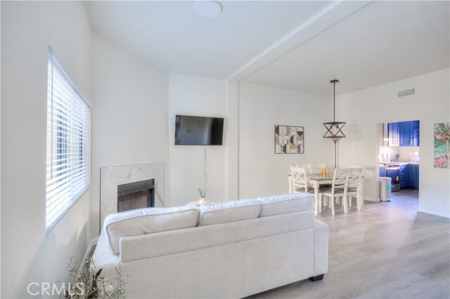 Foto del edificio - 523 N Alhambra Ave