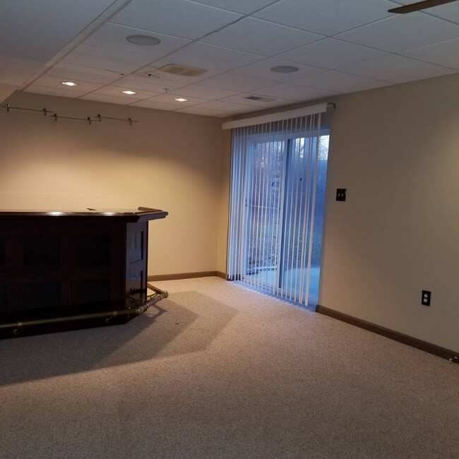 Building Photo - 12813 Dunkirk Dr
