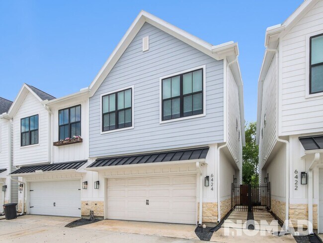 Building Photo - First Month Free on a 13 month Lease!!! 3 ...