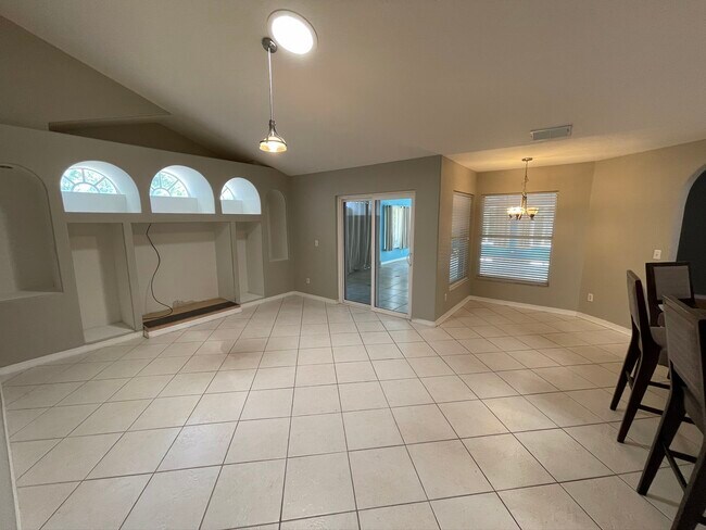 Building Photo - 314 Laurel Cove Ct
