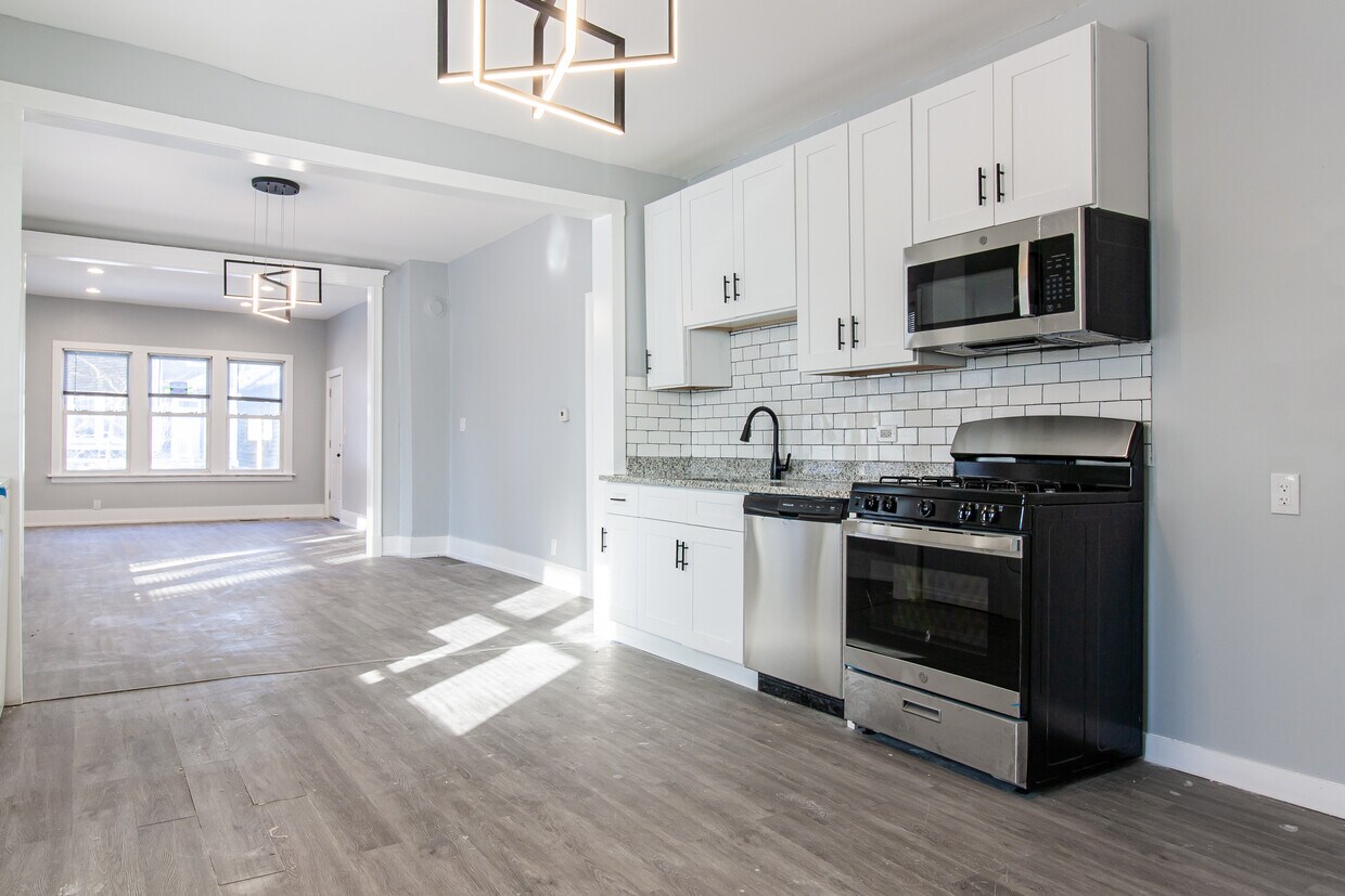 Foto principal - 2659 W Homer St