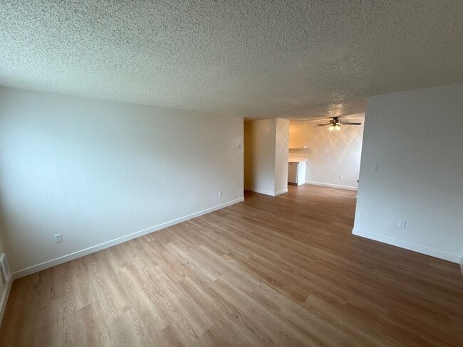 Foto del edificio - 271 Senate St NW