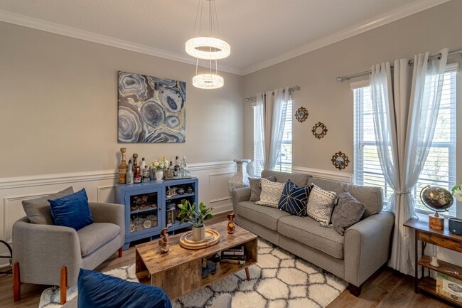 Building Photo - 350 Alcott Cir