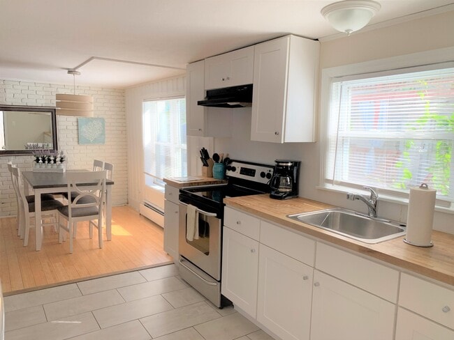 Building Photo - 83 Brown Ave