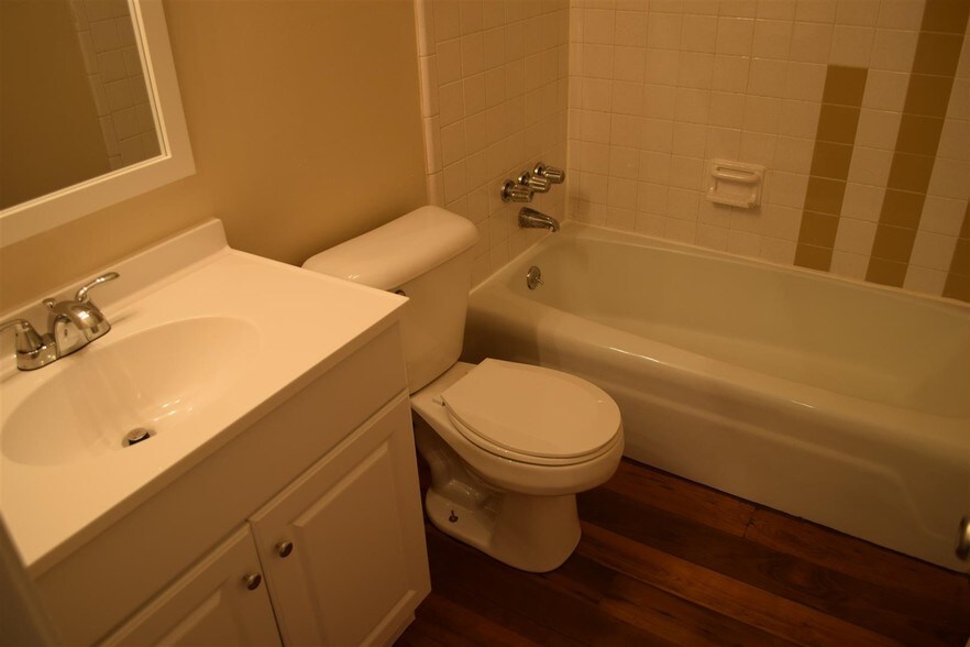 Bathroom Fixtures Grand Rapids Michigan the pointe rentals - grand rapids, mi | apartments Bathroom Fixtures Grand Rapids Michigan the pointe rentals - grand rapids, mi | apartments