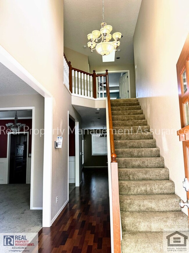 Building Photo - 13611 NW Stonebridge Dr