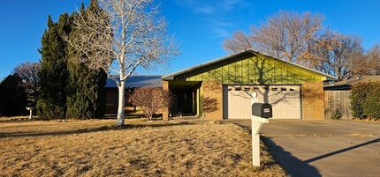 Building Photo - 3704 Sam Snead Pl