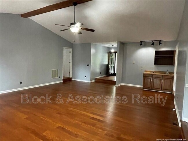 Building Photo - 673 Georgetown Cir
