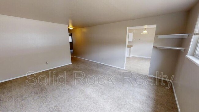 Foto del edificio - 1308 Tappan Cir