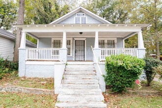 Building Photo - 896 Spencer St NW