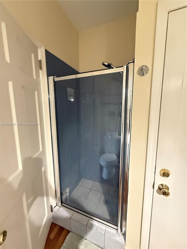 Building Photo - 1550 Jefferson Ave