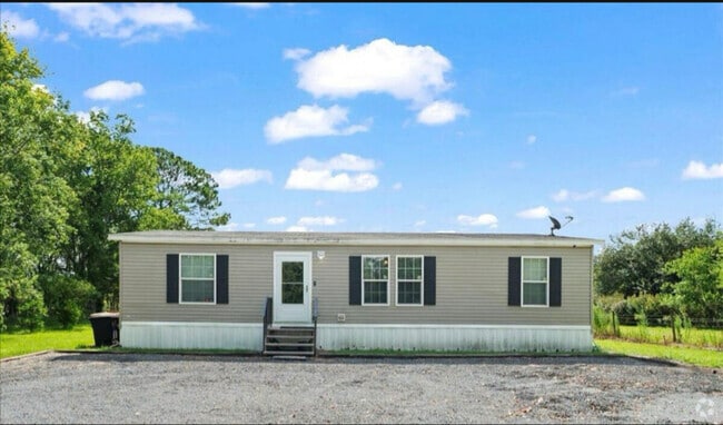 Building Photo - 14890 Yellow Water Ln