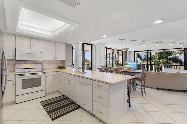 Foto del edificio - Bay View Tower #337- Sanibel Harbour Resort