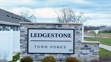 Building Photo - 13816 Ledgestone Place