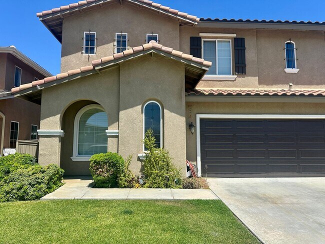 Foto del edificio - Beautiful Winchester 4-Bedroom  Home!